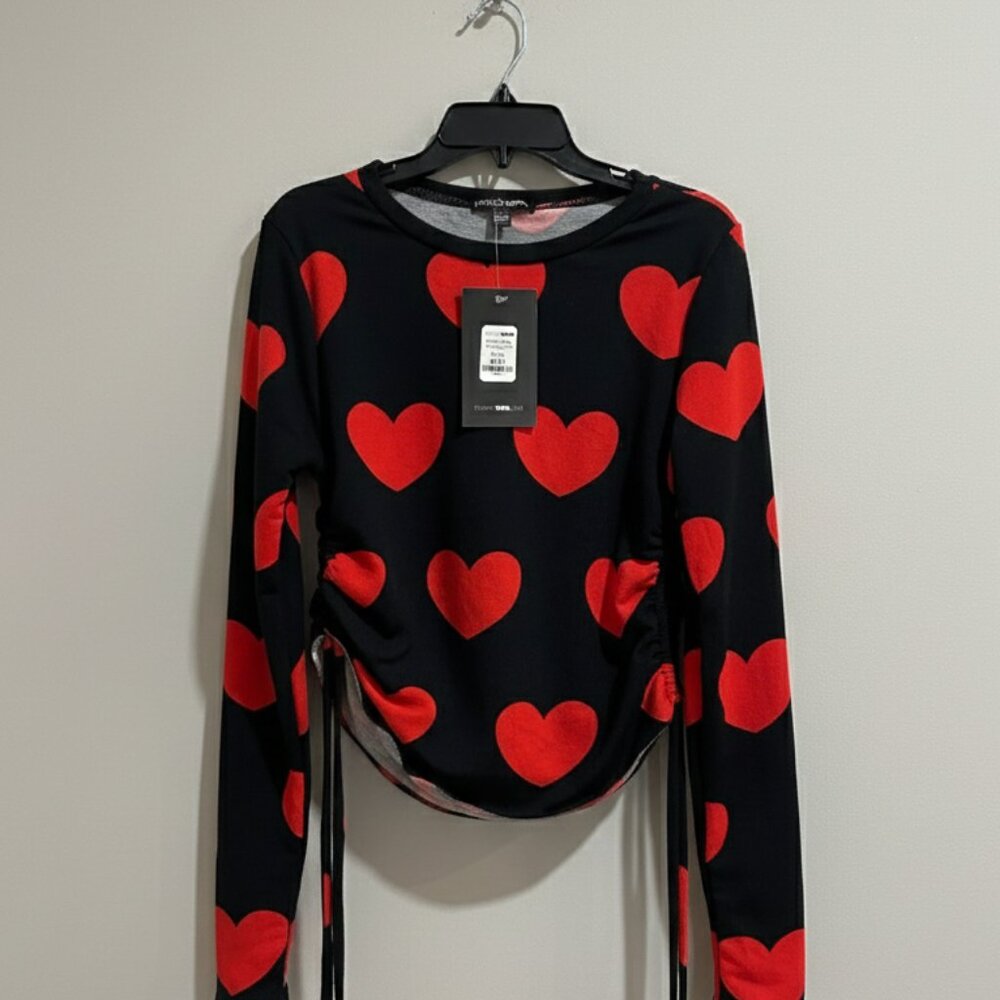 Fashion Nova | Steal My Heart Red Heart Print Ruched Long Sleeve Top - S NEW
